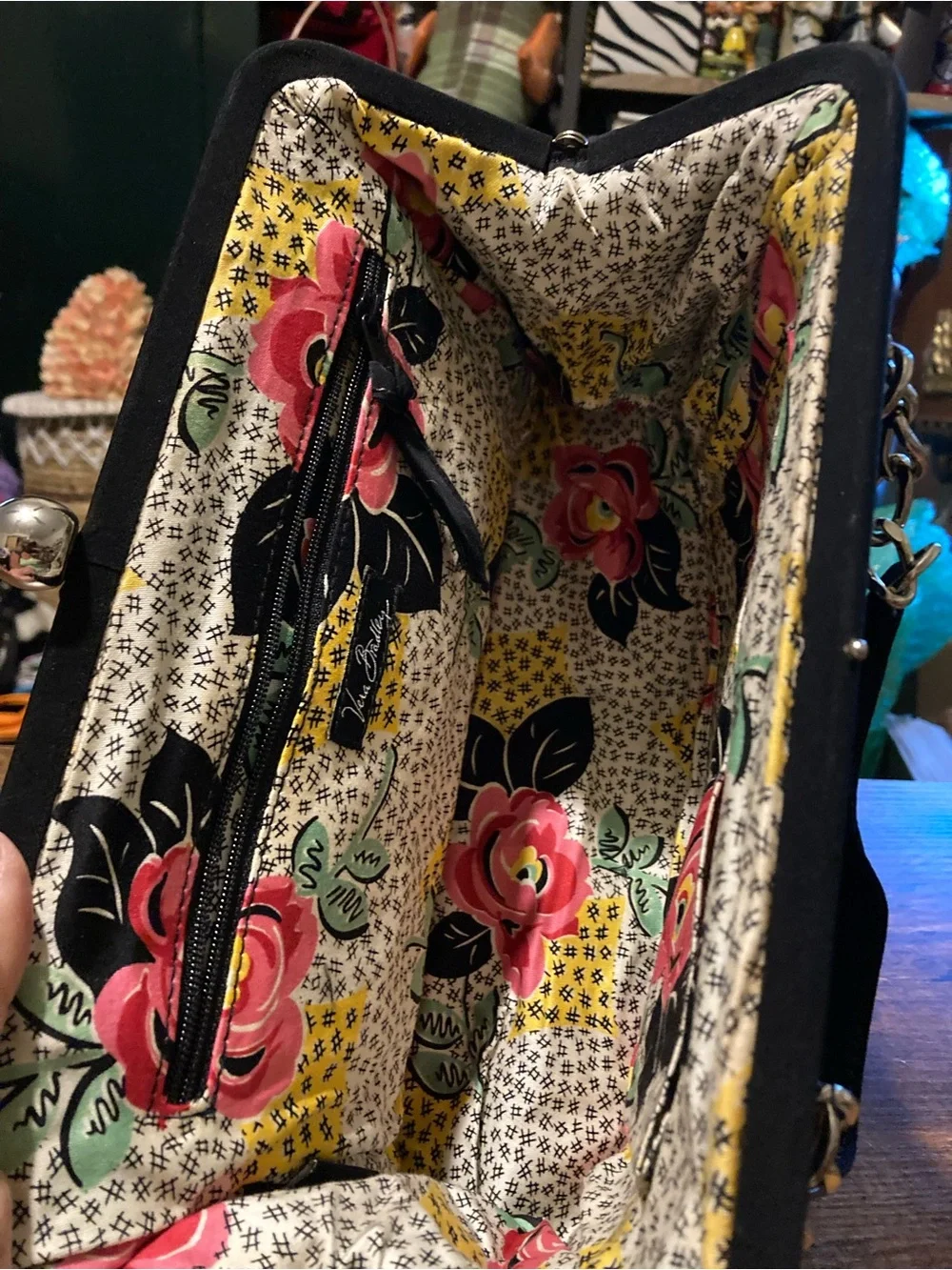 Vera Bradley classic black arm purse